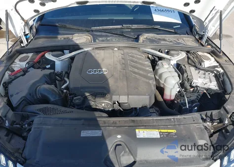 2024 Audi A4 Premium Plus 45 Tfsi S Line Quattro S Tronic z USA, uszkodzony, nr VIN WAUEAAF44RN010529